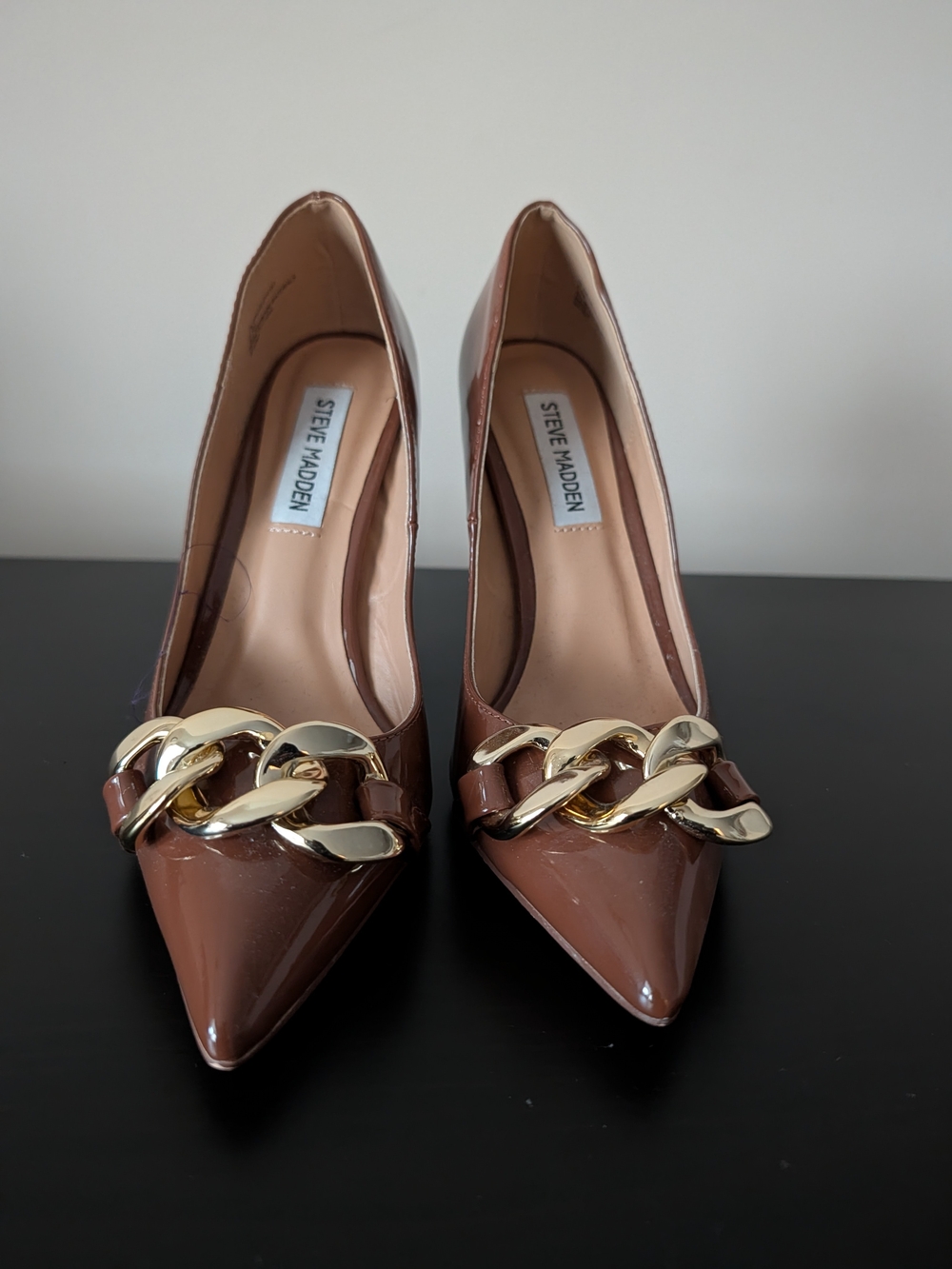 Steve Madden Brown Patent Pointed Pumps with Gold Chain Accent